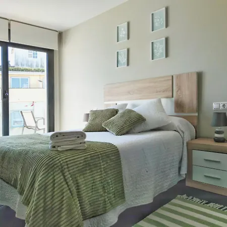 Apartman Desconectaengalicia Atico La Perla, Piscina Y Pista Tenis *